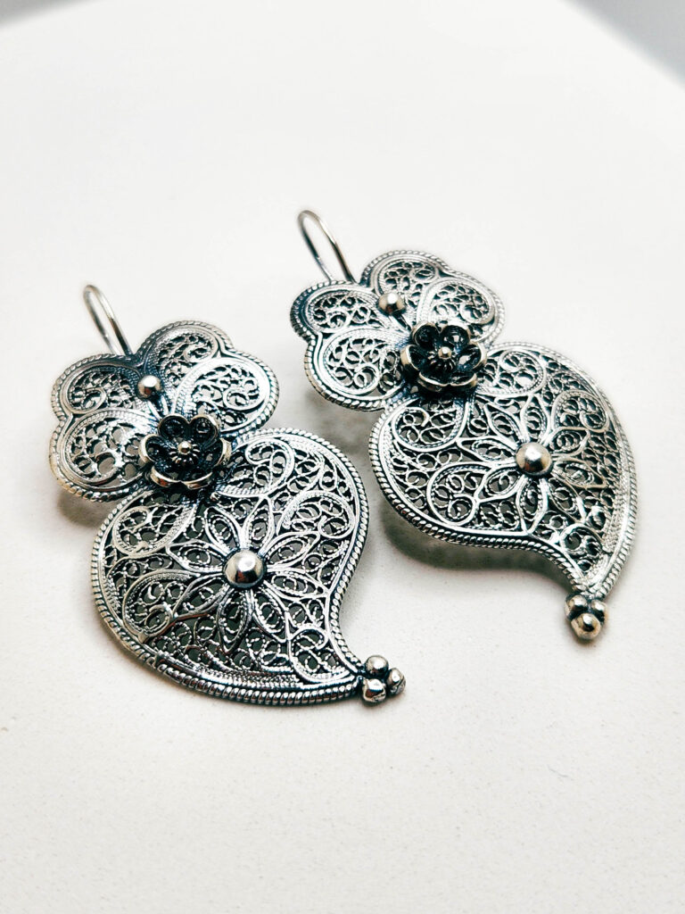 Gold Silver Filigree Earrings I Online sale of Sterling  Portuguese Sterling Silver and Enamel Filigree Earrings display picture 1